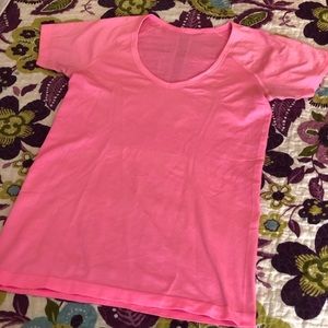 Swiftly Tech Short Sleeve Shirt